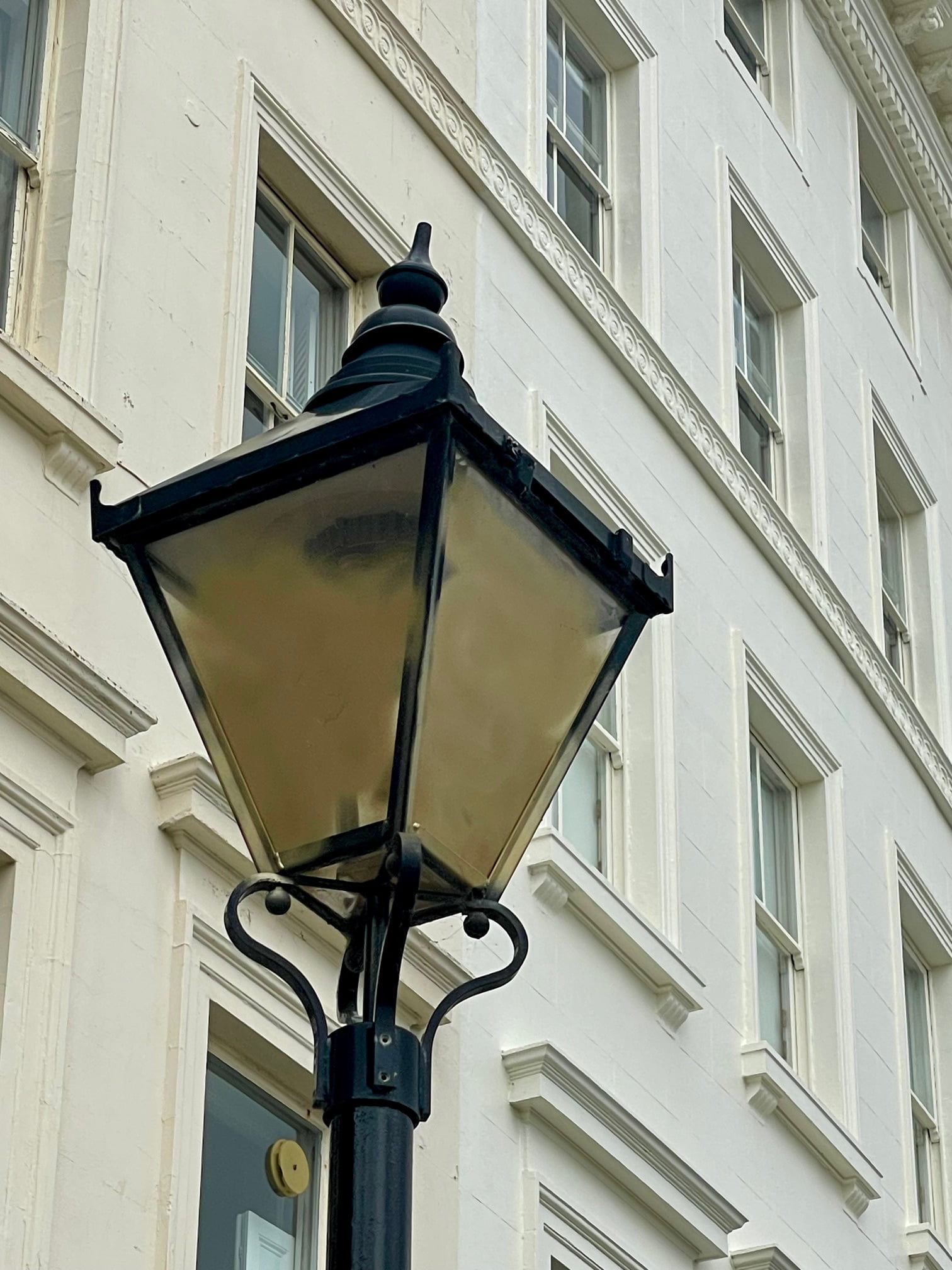 Refurbishment of vandalised lanterns